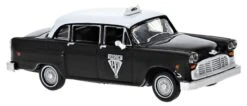 Brekina HO 58933 1950s-1982 Checker Sedan Taxi Winnipeg