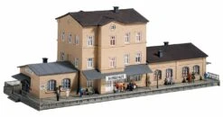 PIKO N 60023 Burgstadt Station Kit