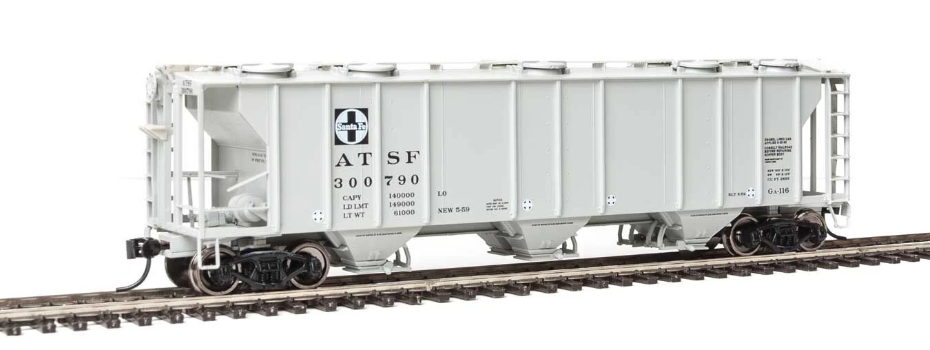 Walthers Mainline HO 910-7008 50' PS-2 2893 3-Bay Covered Hopper, Santa Fe #300790 1 Walthers Mainline HO 910-7008 50' PS-2 2893 3-Bay Covered Hopper, Santa Fe #300790