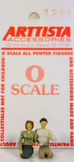 Arttista Accessories O 1291 Driving Couple