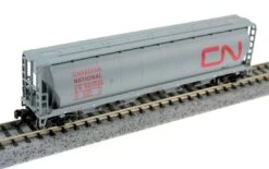 Bachmann Silver Series N 19163 Cylindrical 4-Bay Covered Grain Hopper, Canadian National #382005