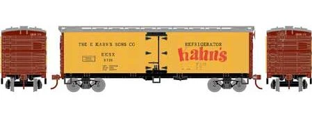 Roundhouse HO 98496 40' Wood Refrigerator Car, E Khan And Sons #3721 1 Roundhouse HO 98496 40' Wood Refrigerator Car, E Khan And Sons #3721