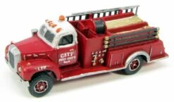 Showcase Miniatures N 133 Mack B Fire Truck Kit