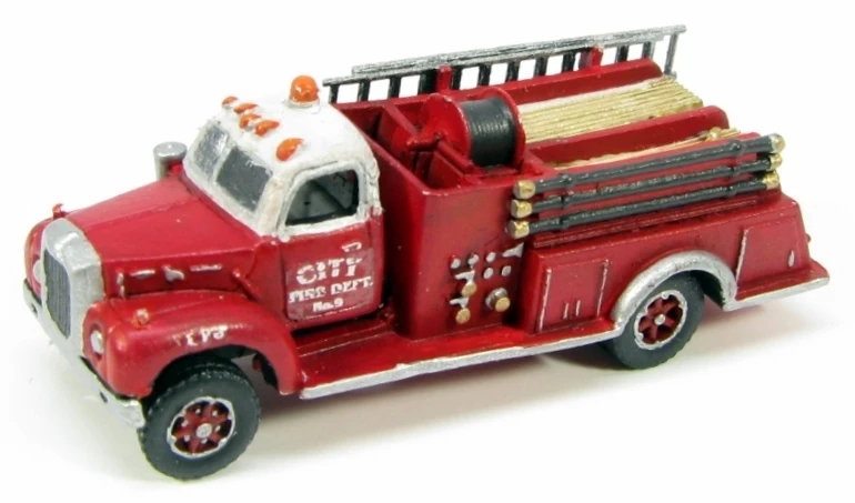 Showcase Miniatures N 133 Mack B Fire Truck Kit 1 Showcase Miniatures N 133 Mack B Fire Truck Kit