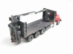 Showcase Miniatures N 59 Kenworth Hi-Rail Grapple Truck Kit -Model Train Shop SHO 59 4 76615.1504129487