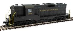 Walthers Mainline HO 910-10487 EMD GP9 Phase II With High Hood, Pennsylvania Railroad #7054